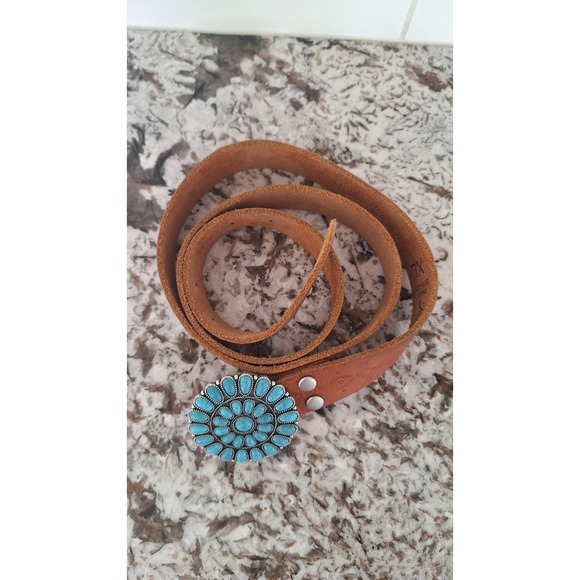 Lucky Brand Women's Leather Belt With Flower Buckle Size XL - Picture 2 of 6